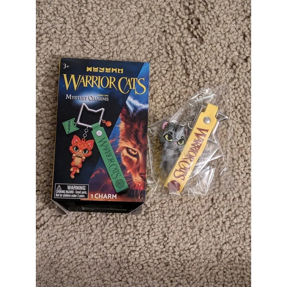 Warrior Cats Mystery Charm Keychain Series One 1 Graystripe
